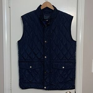 Gutteridge men’s  navy quilted vest jacket 52